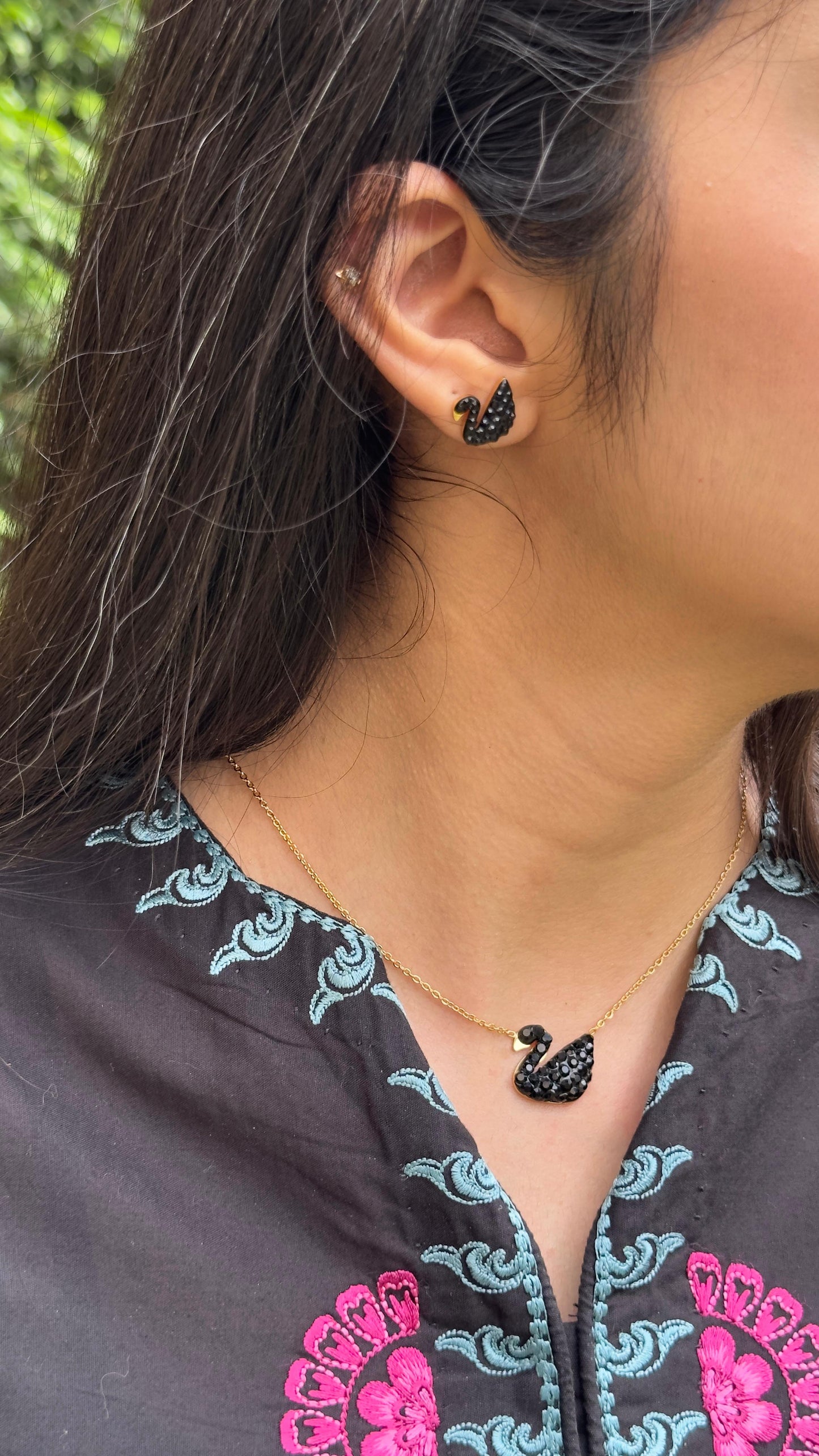 Black Swan Jewelry Set