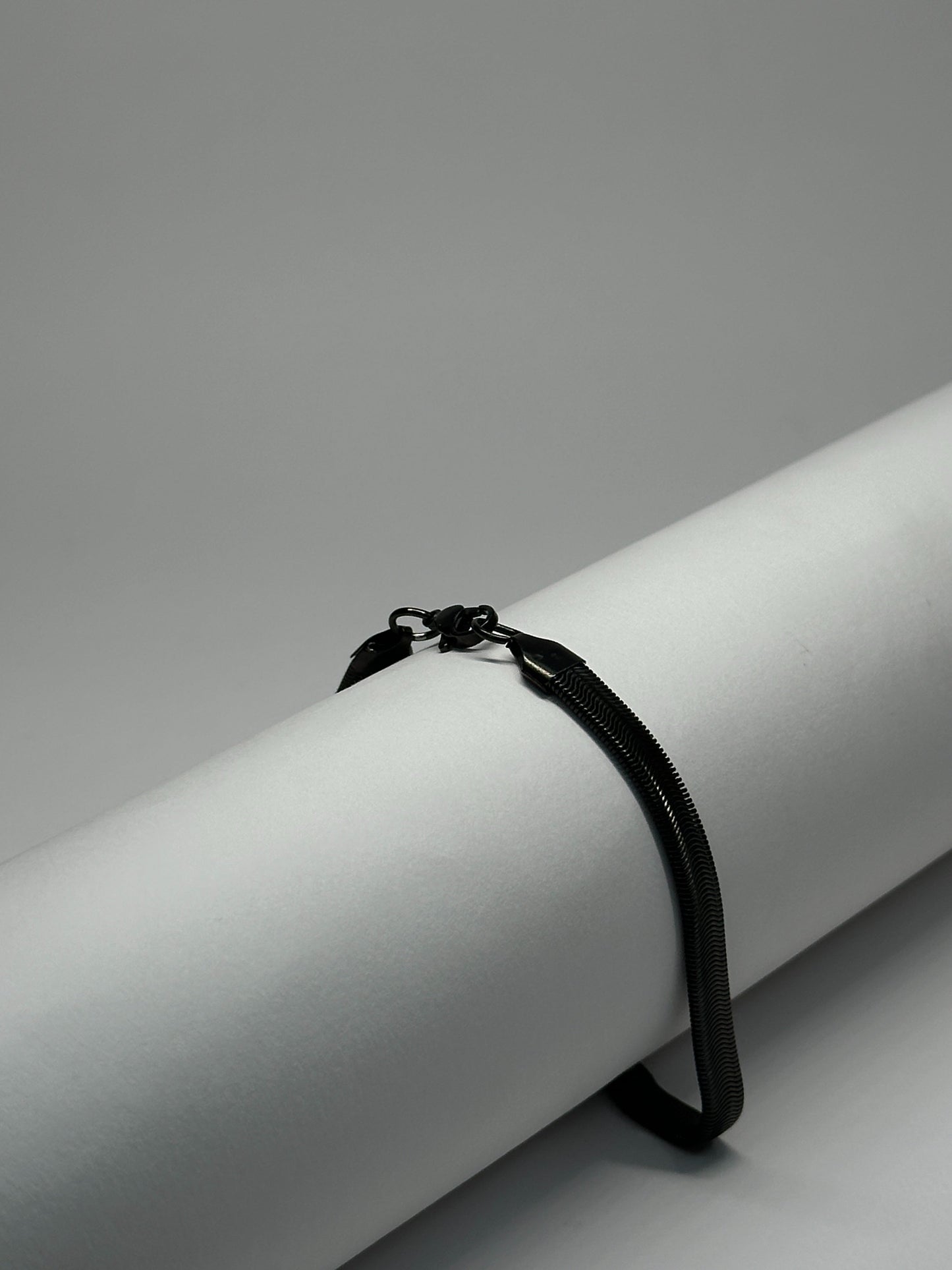 Sleek Black Snake Chain Bracelet Zyro
