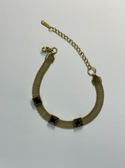 Elegant Gold Mesh Bracelet Zyro