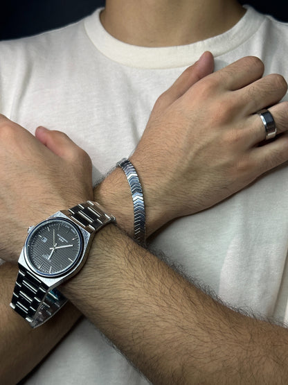 The Midnight Luxe Deal Zyro