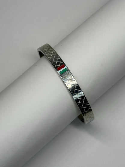 Luxe Engraved Bangle Zyro