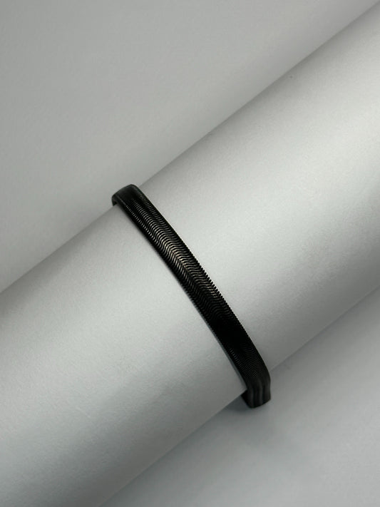 Sleek Black Snake Chain Bracelet Zyro