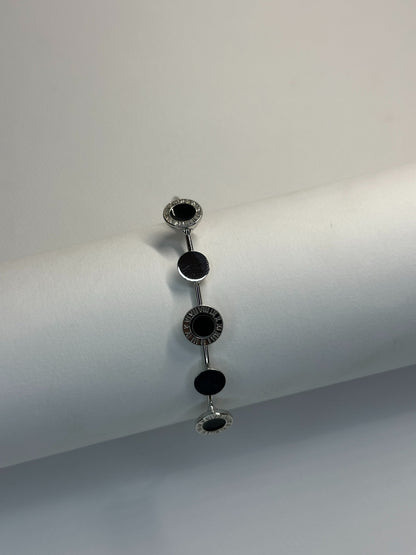 Silver Circle Bracelet Zyro