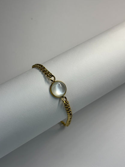 White Charm Glow Bracelet Zyro